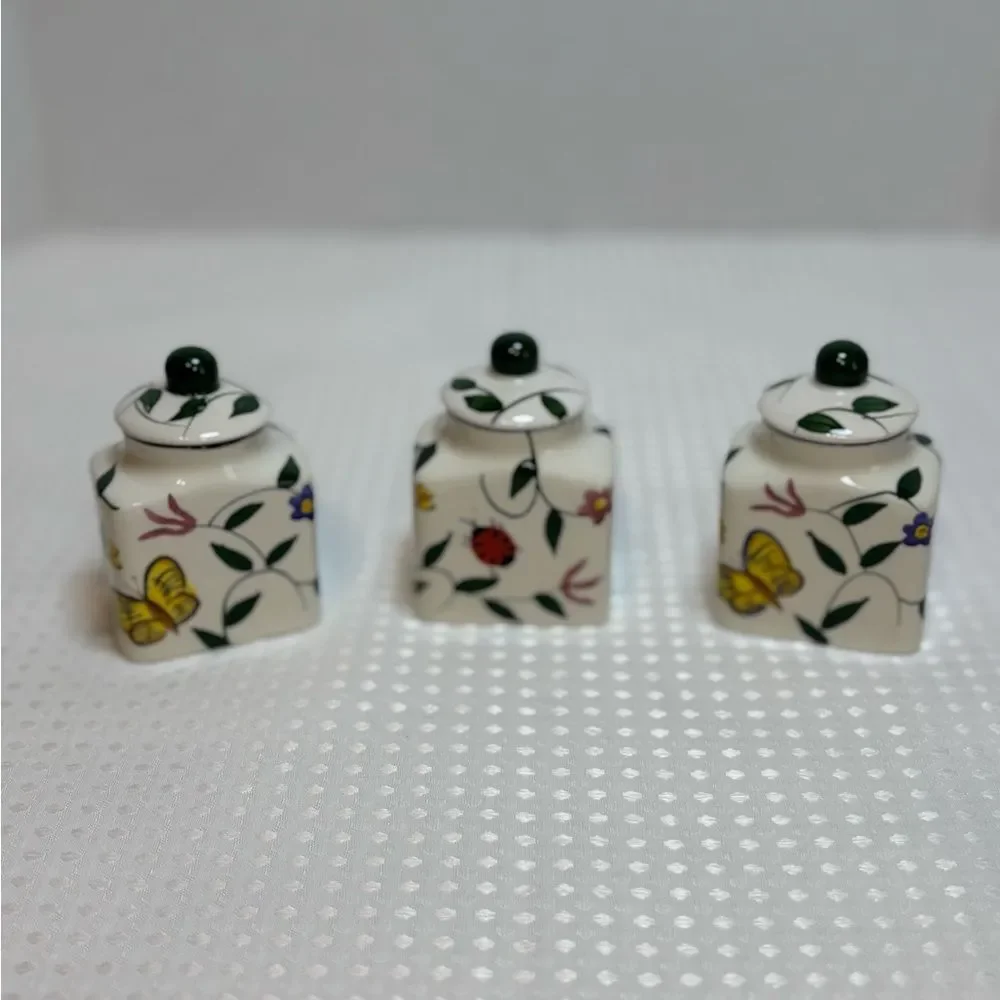Baun Bros Butterfly Garden Spice Jars Set of 3